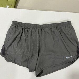 Nike Women's Tempo Modern Embossed 4" Brief Lined Grey Running Shorts Size M/XL